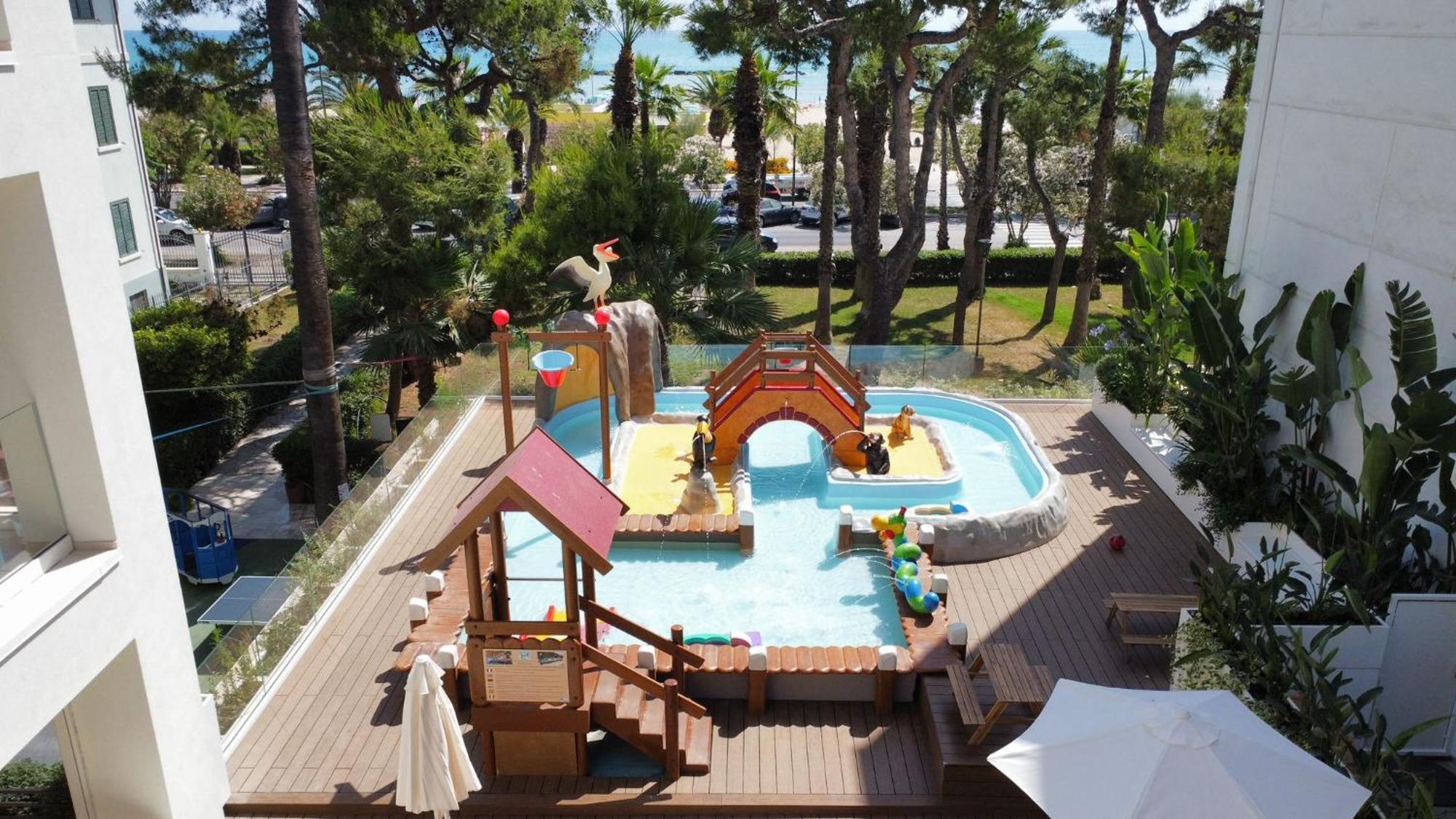 Relax Family & 3*